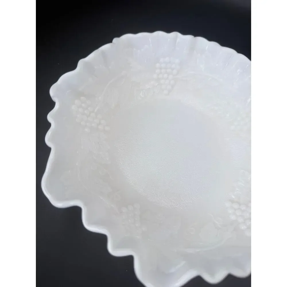 Vintage Westmoreland Paneled Grape Milk Glass 8.5in Ruffled Serving Bowl